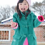 大賞・雪遊び笑う子供と我が膝よ/3句だけ俳句コンテンスト